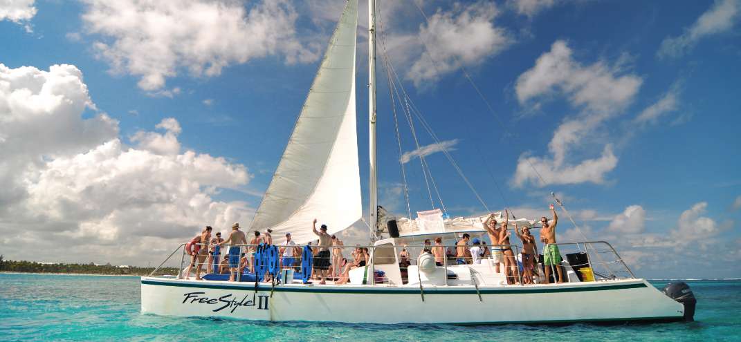catamaran experience in punta cana